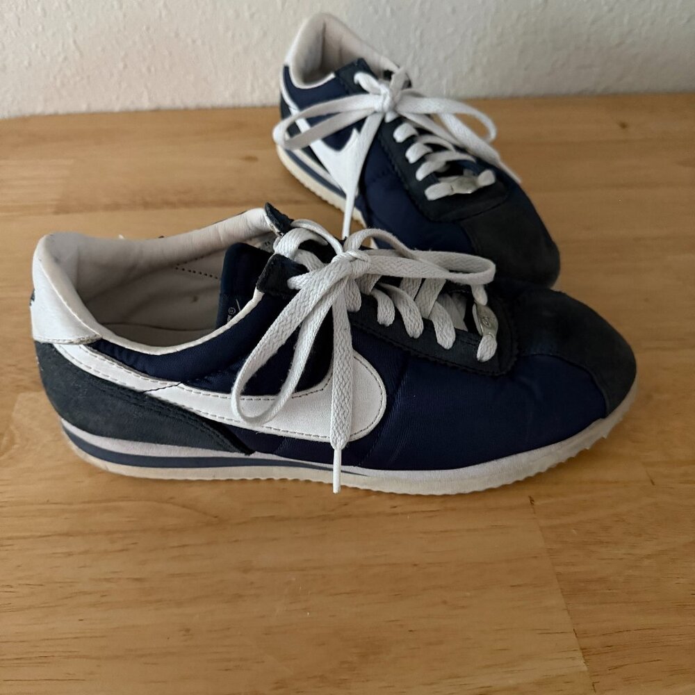 Nike Women's Cortez size 9.5 Blue/White - Vintage